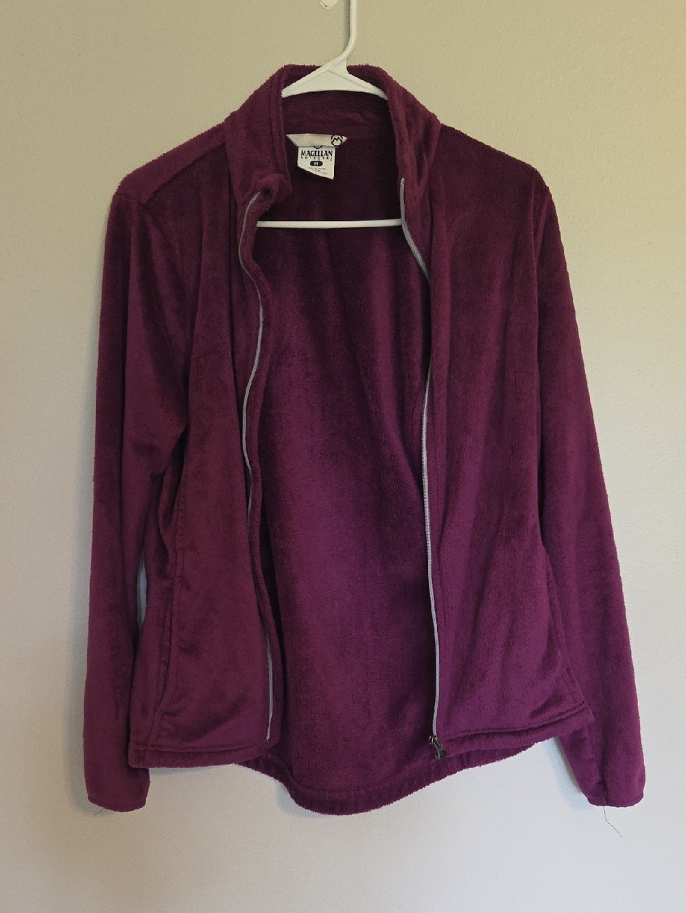 Magellan Outdoors Women's Plum Zip-Up Fleece Jacket